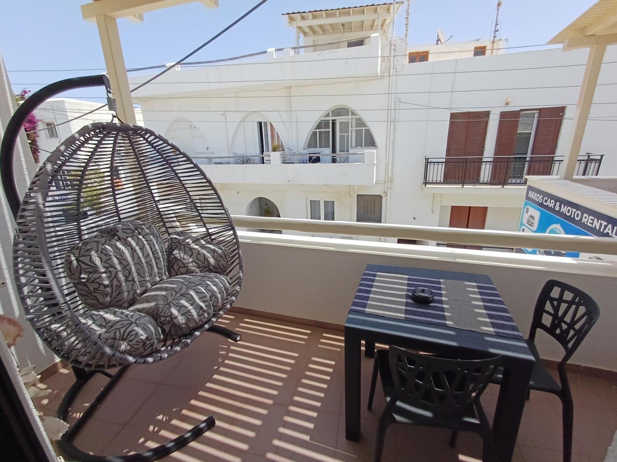 Апартаменты Kaiti'S House Naxos City Экстерьер фото